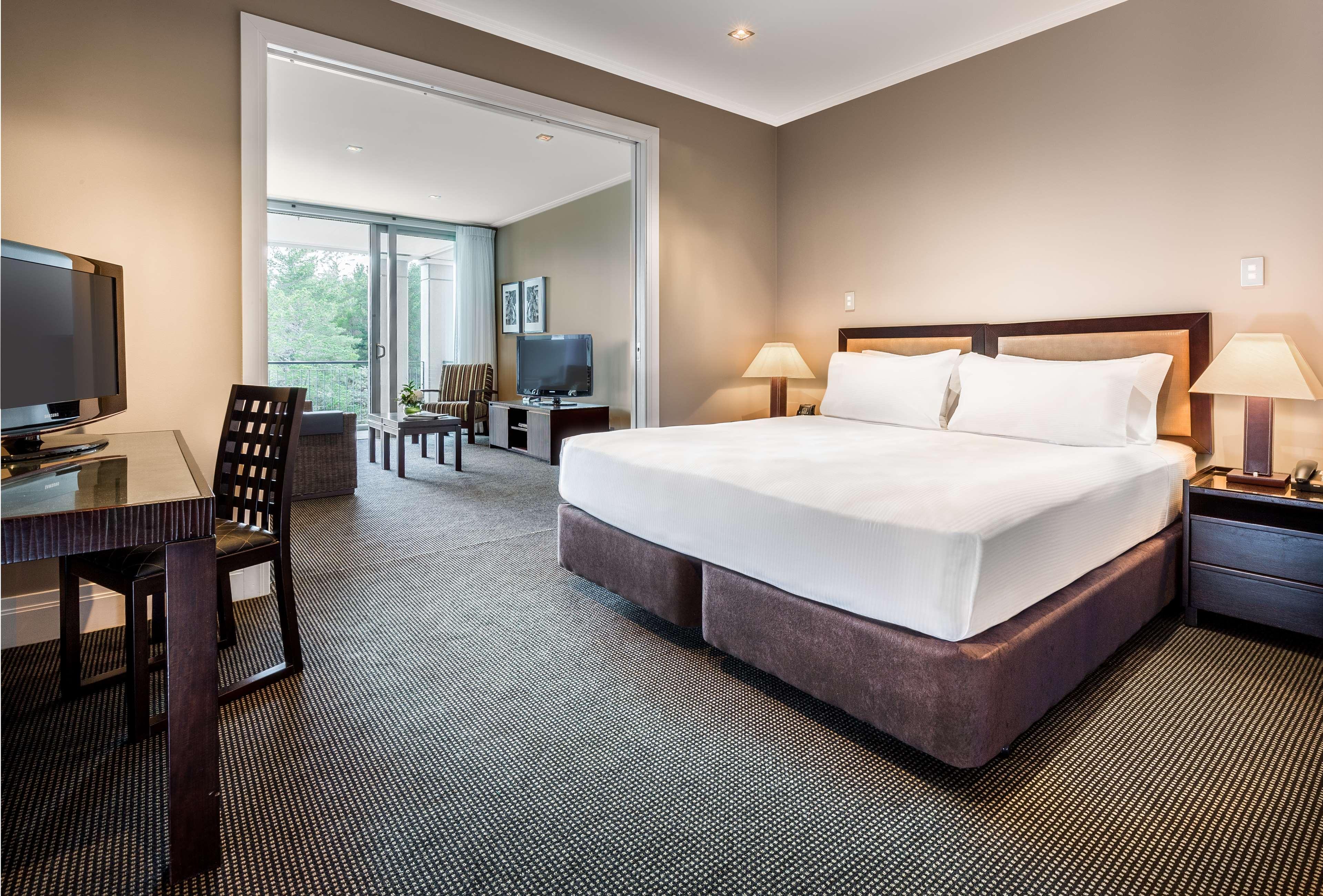 Hilton Lake Таупо Екстериор снимка