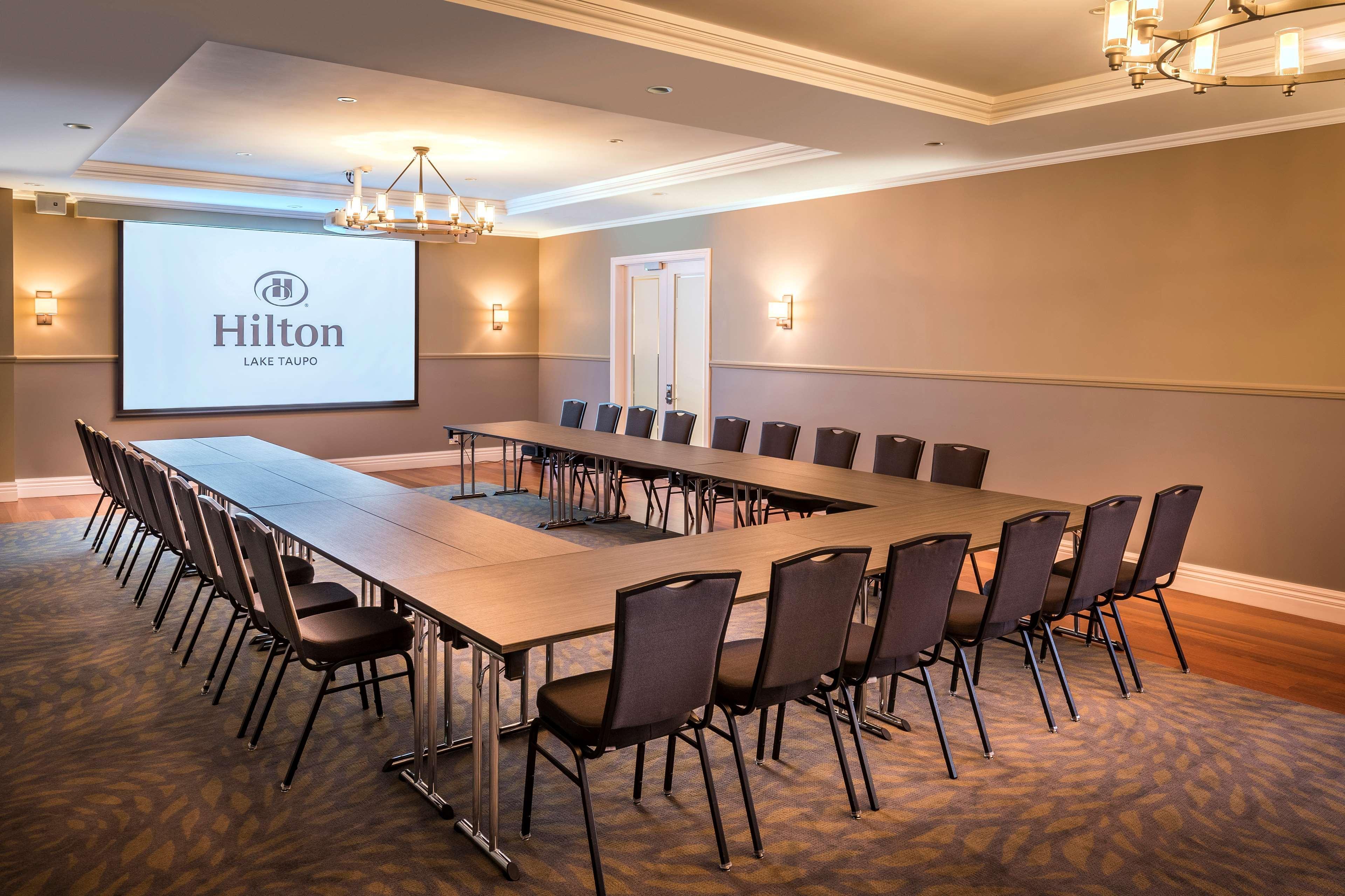 Hilton Lake Таупо Екстериор снимка