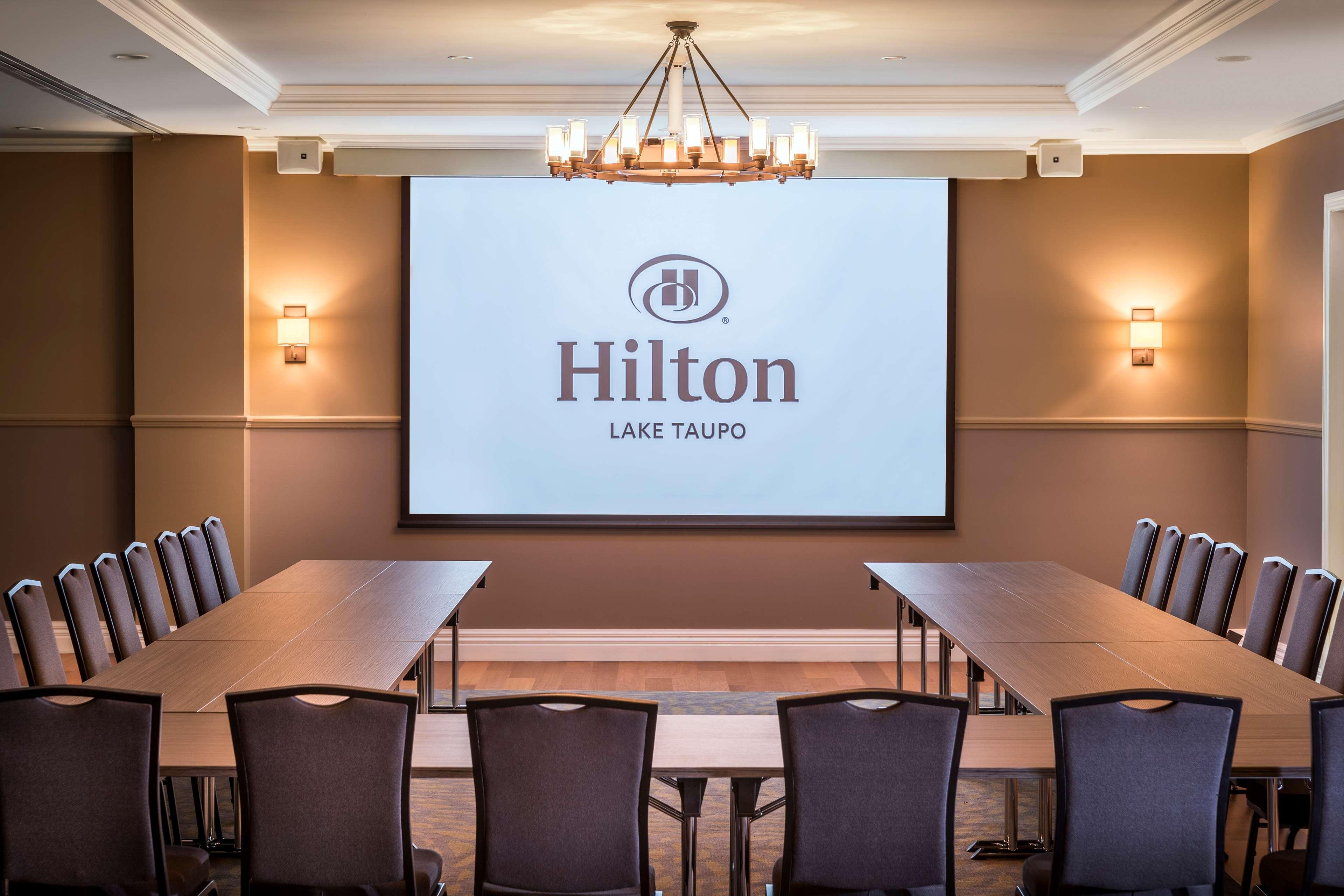 Hilton Lake Таупо Екстериор снимка