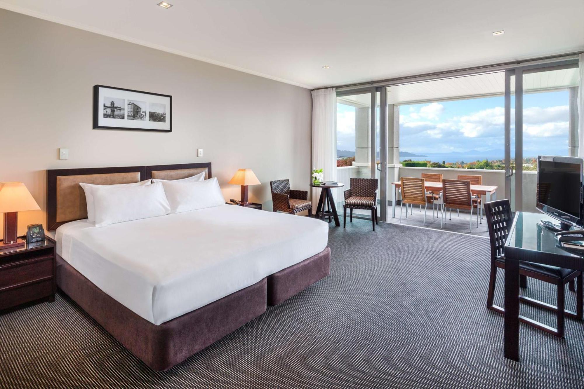 Hilton Lake Таупо Екстериор снимка
