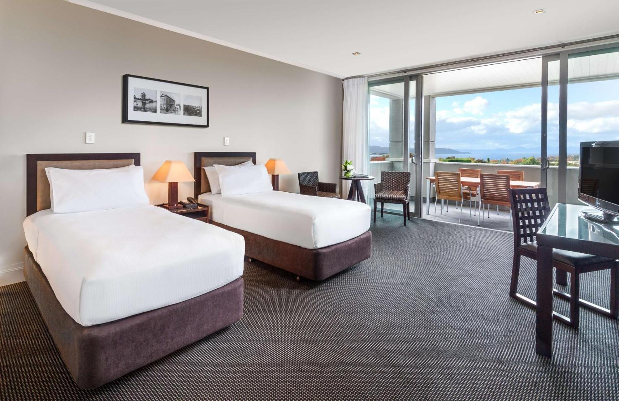 Hilton Lake Таупо Екстериор снимка