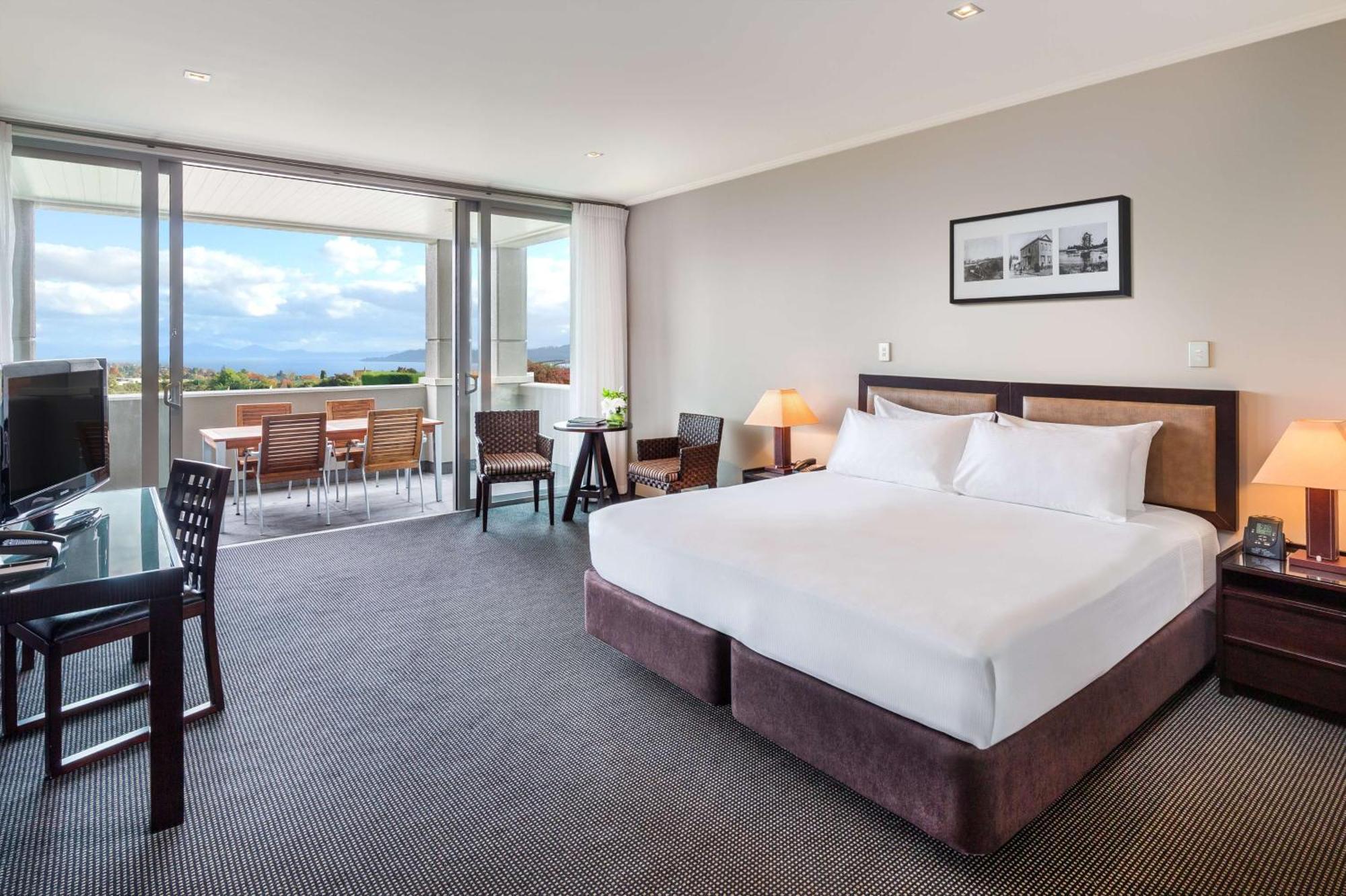 Hilton Lake Таупо Екстериор снимка